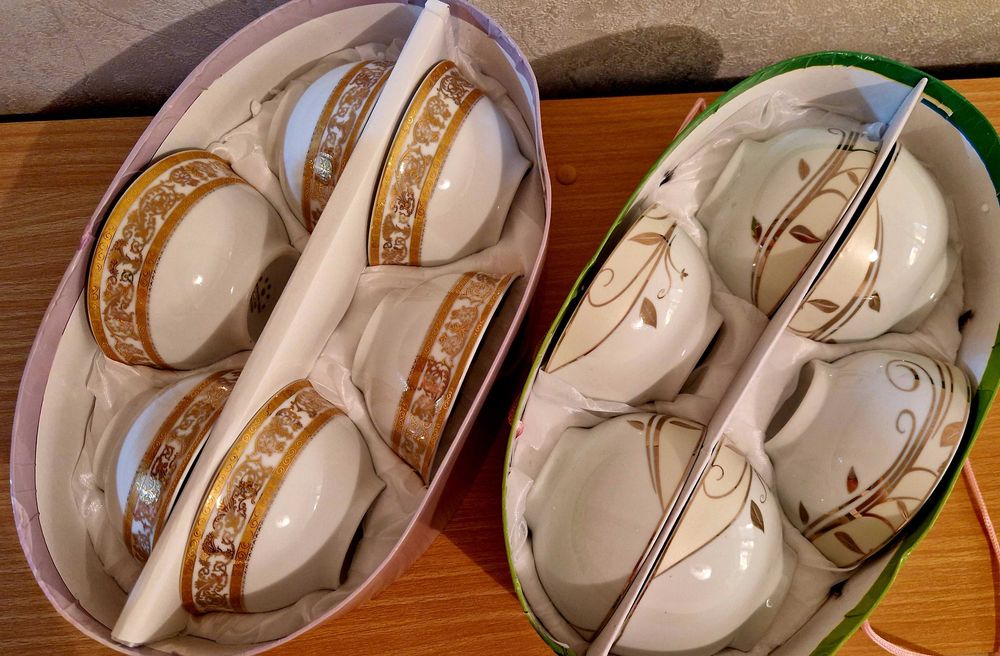 Продам  посуду (пиалы, графины, салатницы, рюмки)