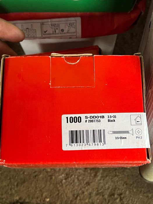 Hilti Negrese ,forante , puricei , șuruburi lemn.