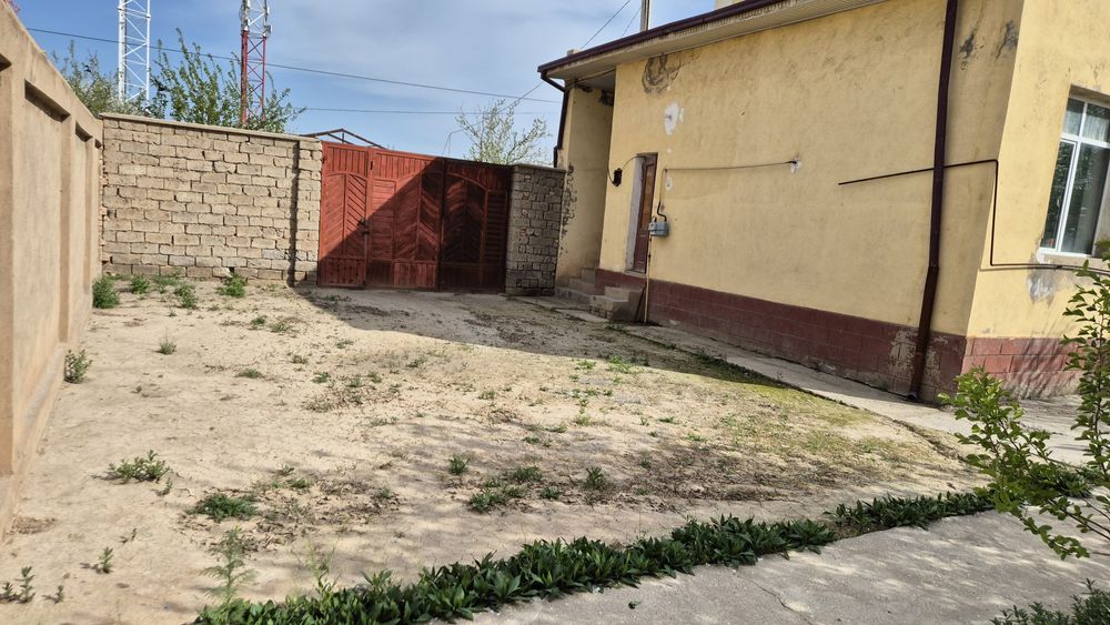 Kottedj sotiladi. Yangi Xonabod. 2 etajli. 4 xona. 6 sotix.