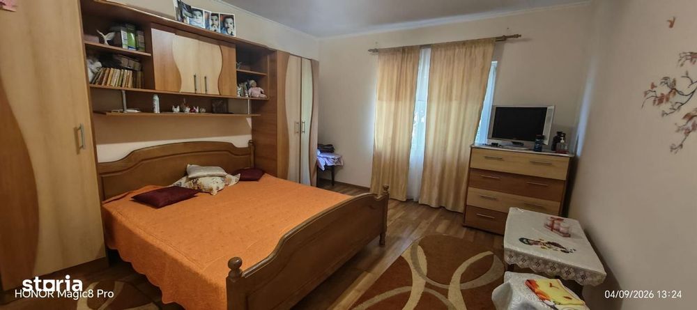Casă spațioasă de vânzare în Popricani, Iași – 1500mp teren