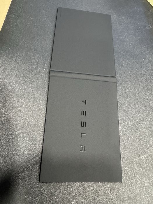 Ключ-карта Tesla Y/3