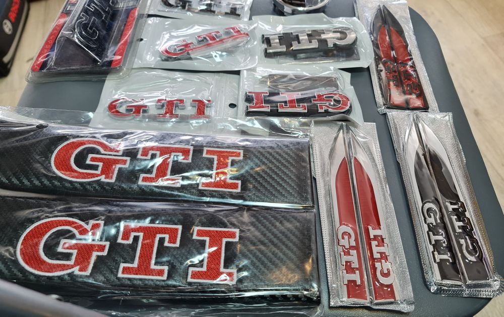 Емблема GTI за Фолксваген Голф Пасат Поло