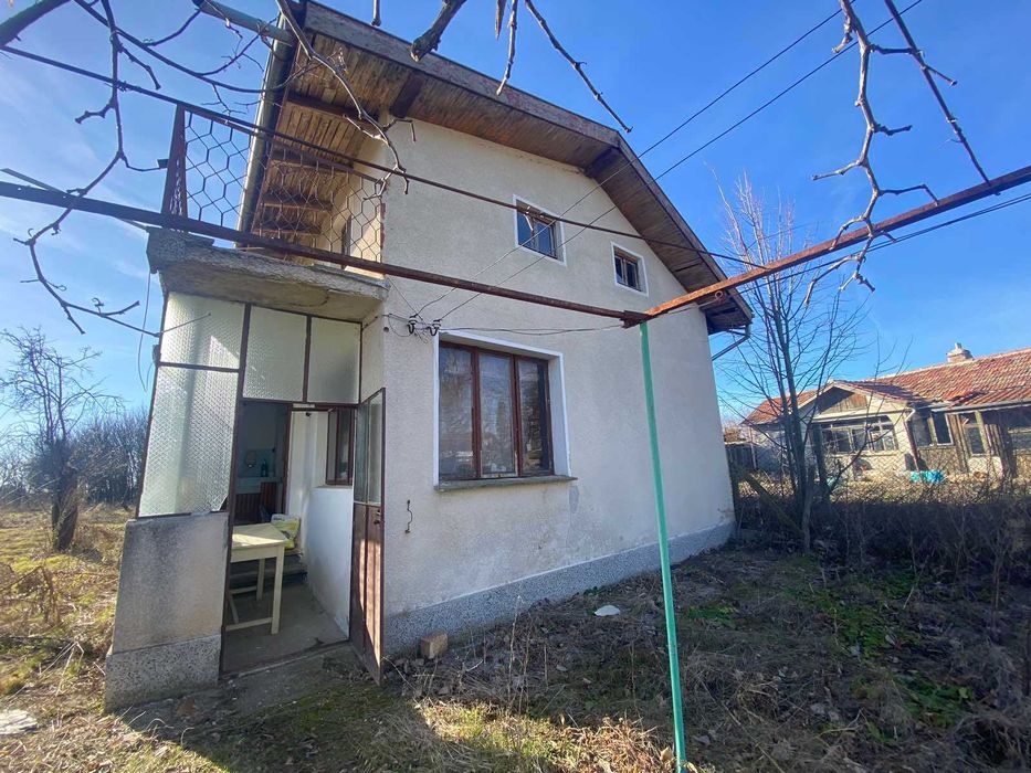 Продава се Къща в Аксаково - 60 кв.м за 1250 €/кв.м - Снимка #1