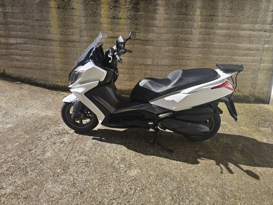Kymco Downtown 350