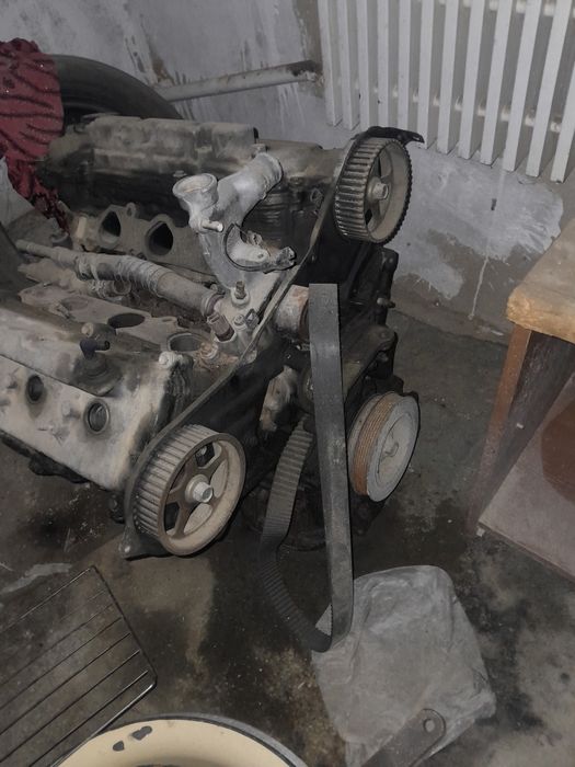 Продам мотор корбка