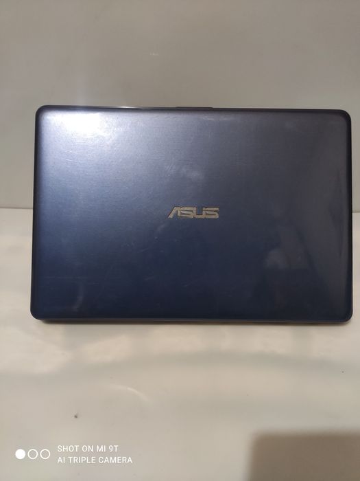 Продам ультрабук Asus 11.6