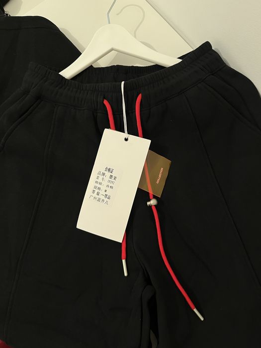 Трико с начесом черном цвете