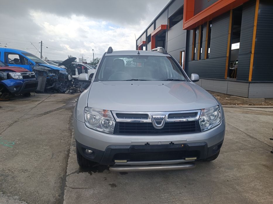 Dezmembram Dacia Duster, motor 1.5 dci, 110 cp, 4x2