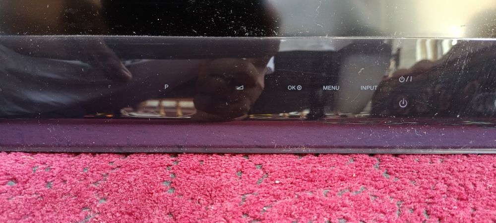 LG телевизор в хорошем состоянии. Привёз из России