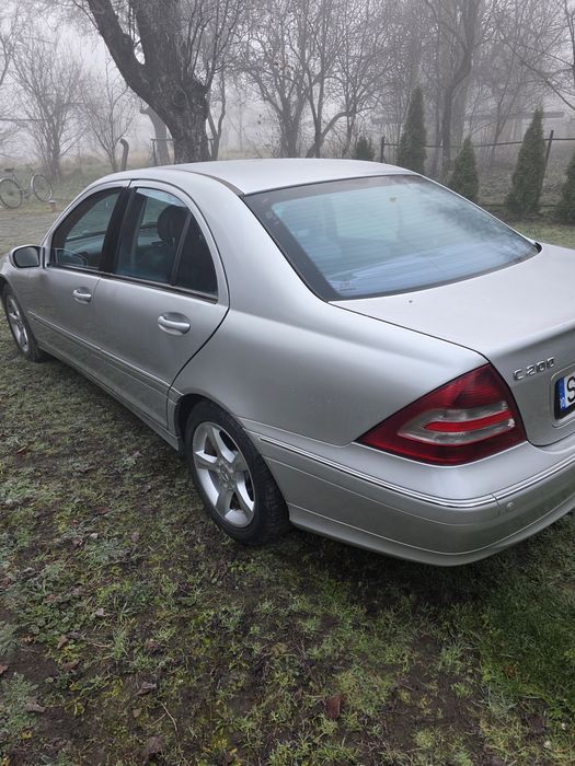 Mercedez C Class VOLAN pe parteadreapta