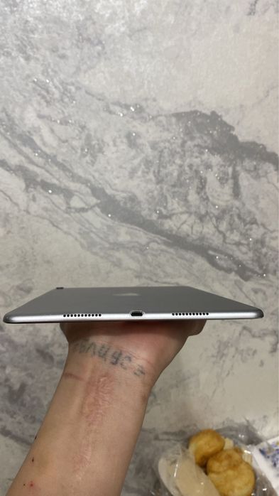 Ipad pro 10.5 продам