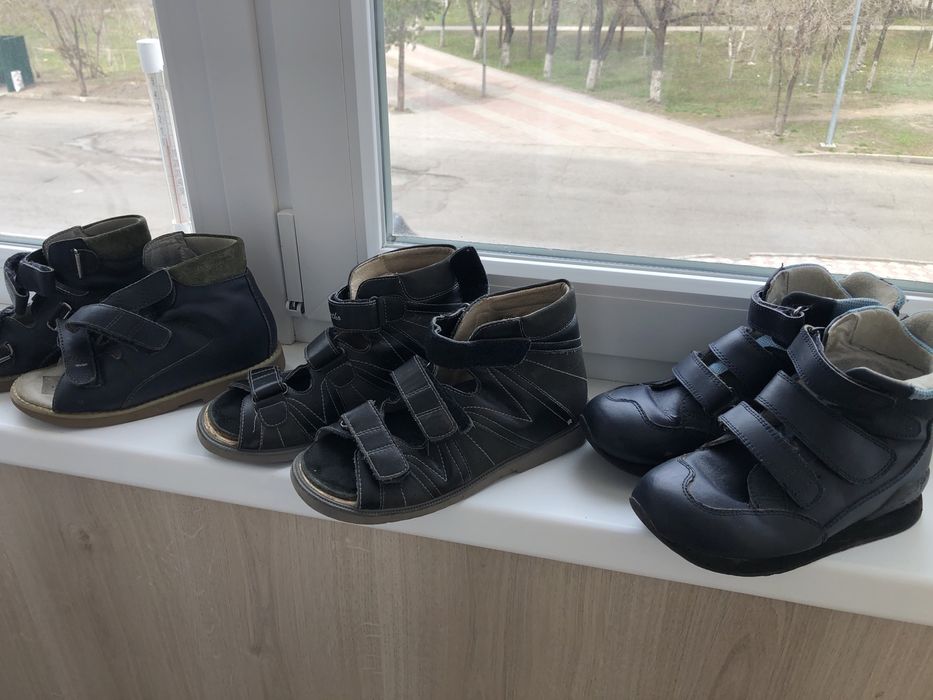 Ортопедические сандали