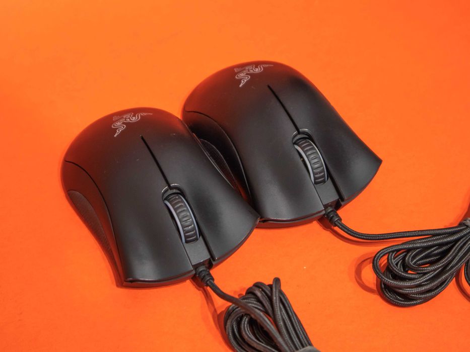 Геймърска Мишка Razer Deathadder Chroma с RGB подсветка, 10000 DPI