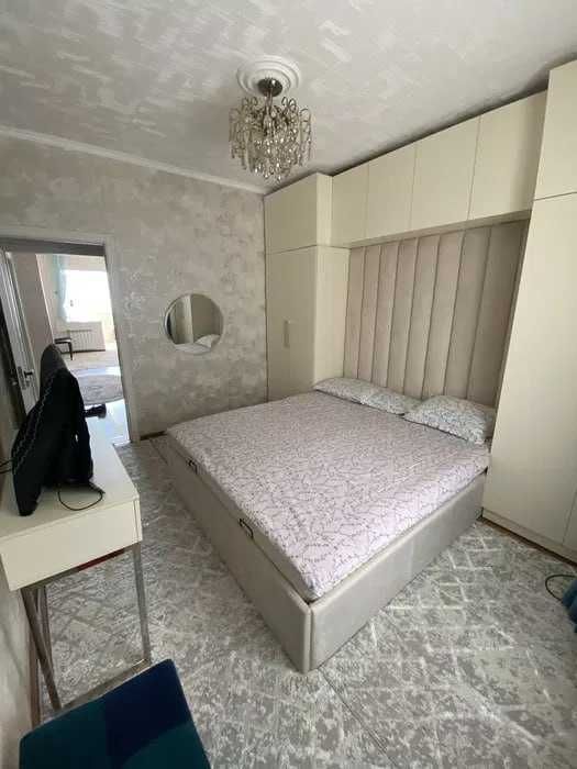 Ижарага уй 2 хонали Пушкин Метро Дархон кафе енида жойлашган ! СРОЧНО