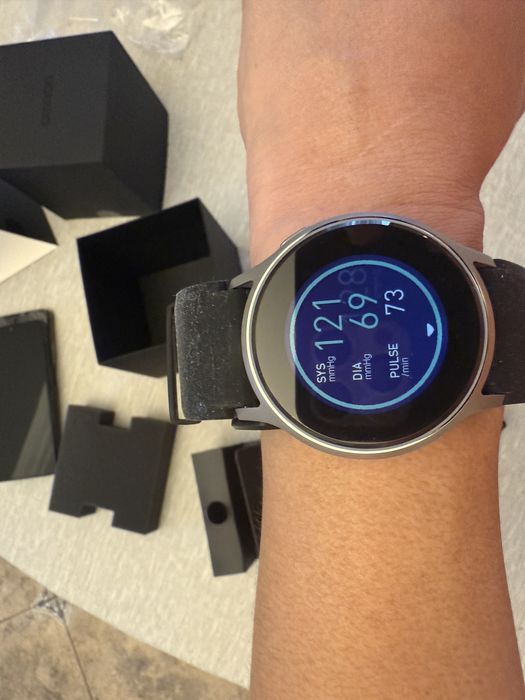 Часы Omron Heart-Guide