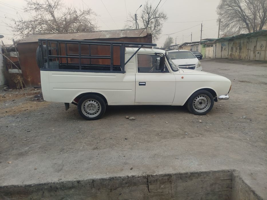 Москвич сотилади