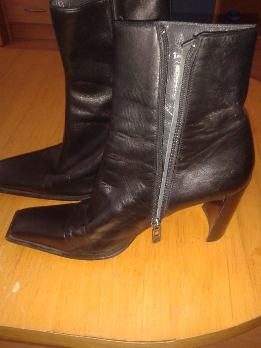 Боти ''Аngela Falconi'' италиански