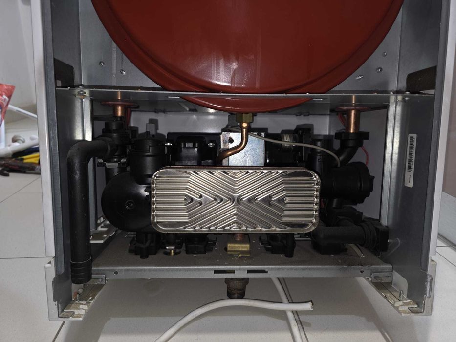 Centrala Viessmann Vitopend 100 clasica, placa de baza defecta