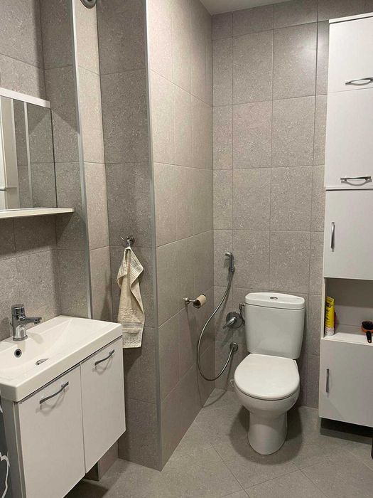 Двустаен апартамент под наем  в центъра на Харманли