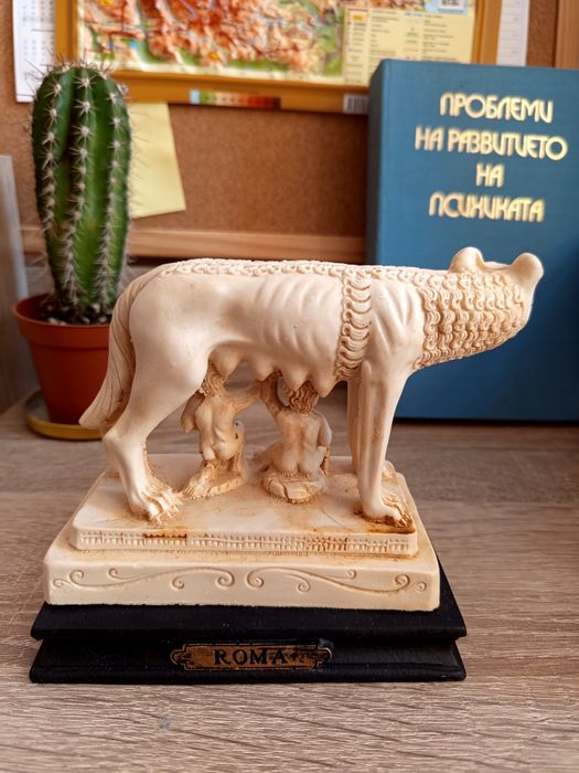 Италианска статуетка Капитолийска вълчица (Lupa Capitolina) - 15 см