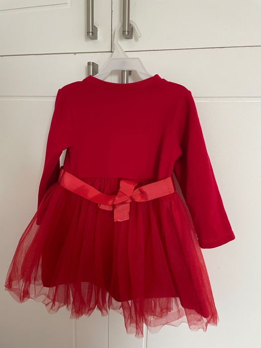 Червена рокличка