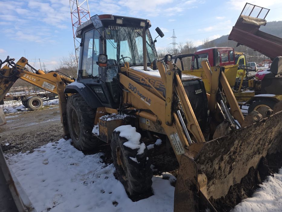 Buldoexcavator Case 580