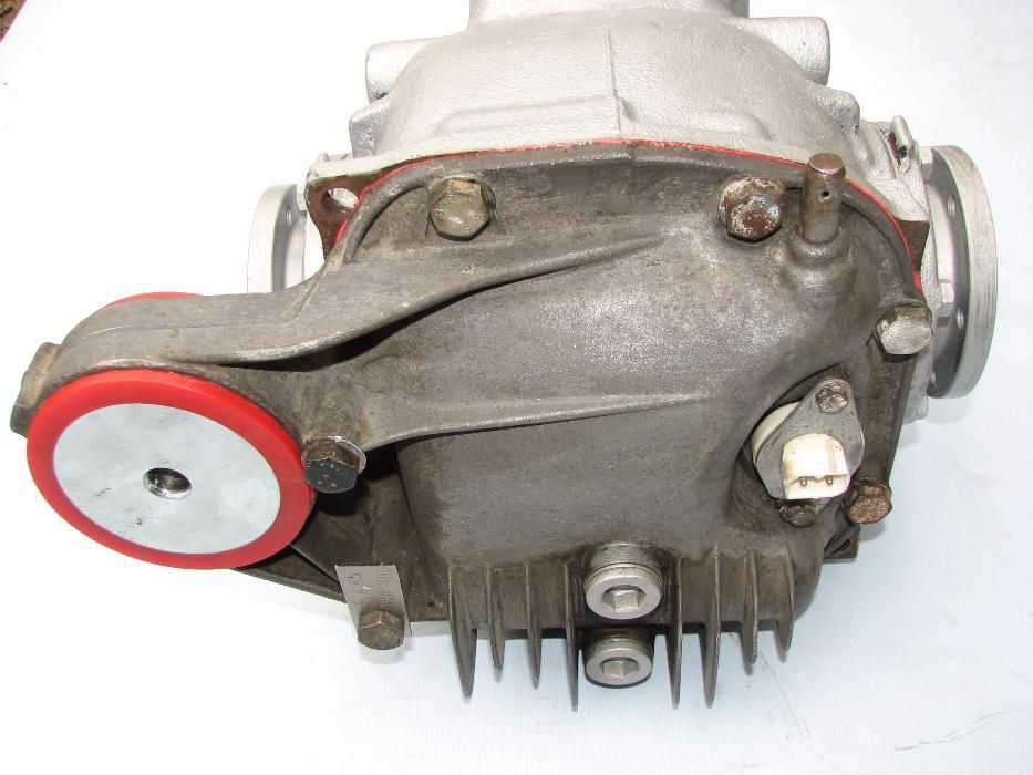 BMW Шпер Студио - Ремонт на диференциали