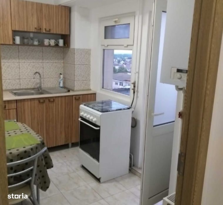 Inchiriere apartament 3 camere, zona centrala Târgoviște