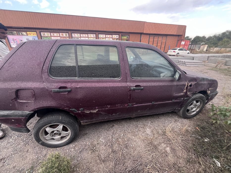 Продам Volkswagen Golf 1995 г.
