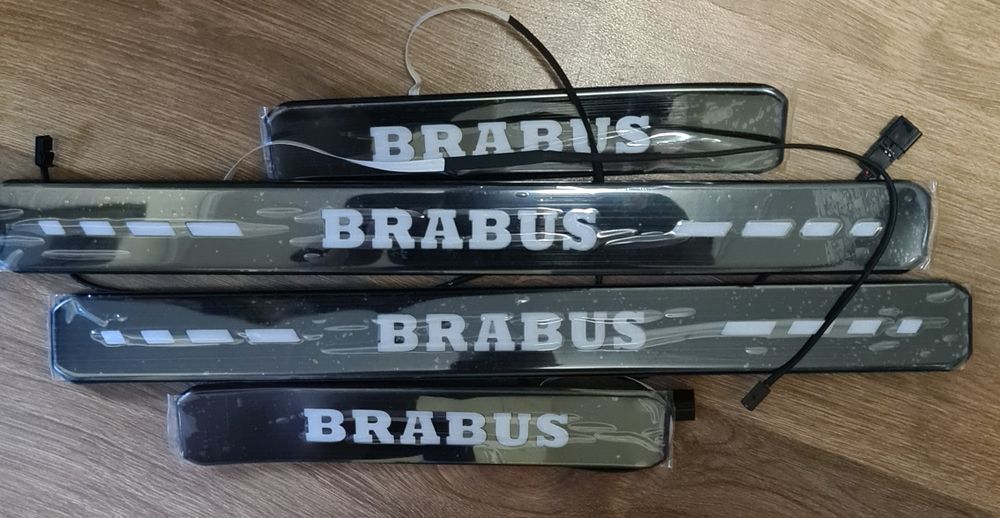 BRABUS светещи прагове емблема с лого Брабус  G63