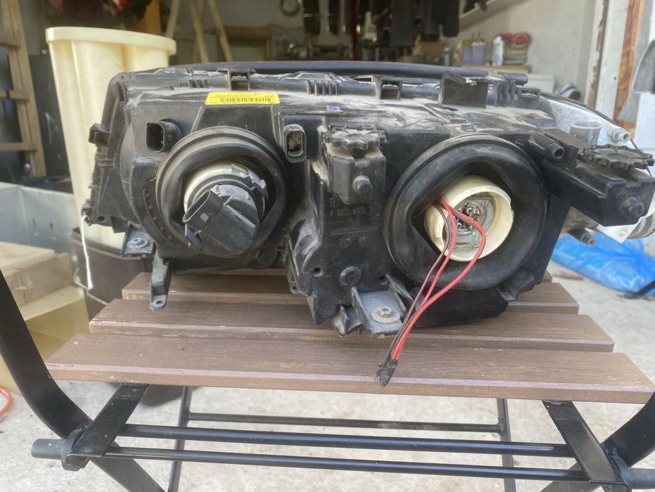Десен фар за  купе BMW E46
