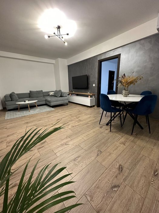 Apartament de inchiriat in centru orasului