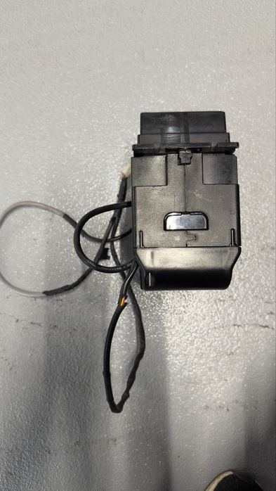 Cititor bancnote BV 100