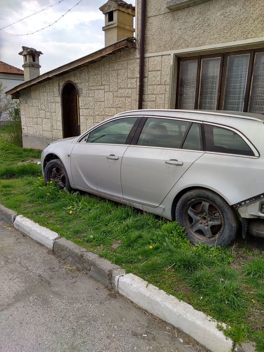 Опел Инсигния комби