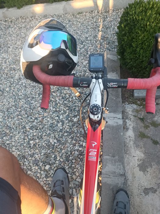 Продавам Pinarello FP2 Carbon – Campagnolo Veloce 2x10 – Mavic Cosmic