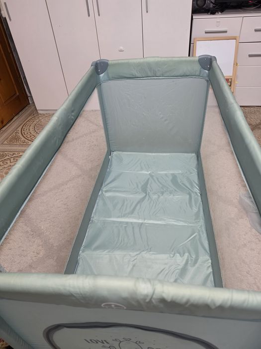 Сгъваема детска кошара