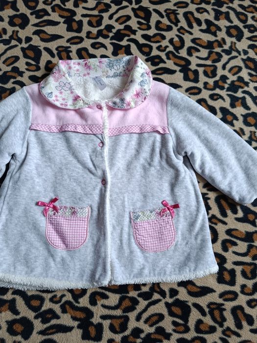 Продам верхнюю одежду для девочки!