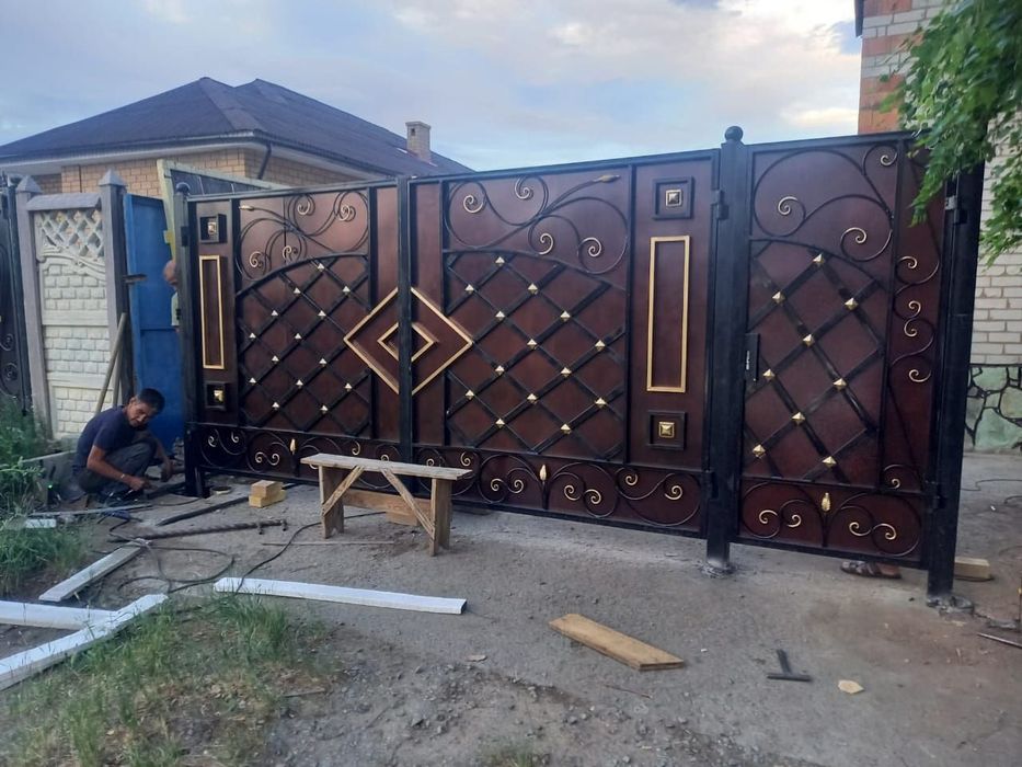 Ворота заборы перила лестницы