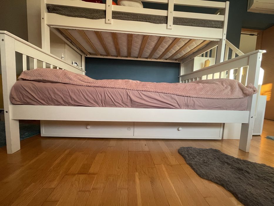 Pat copii cu biblioteca integrata