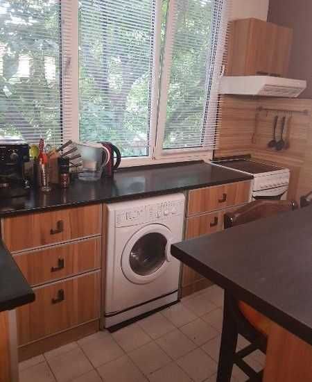 Дава се под наем Тристаен апартамент в София, Хладилника - 106 кв.м за 561 € - Снимка #4