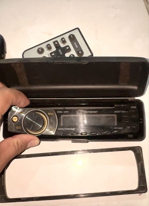 Original Pioneer DEH-3050MP sotiladi