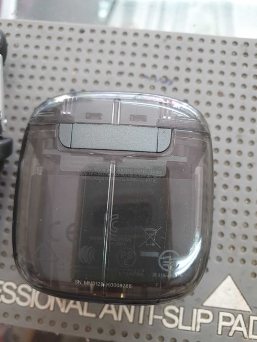 Безжични слушалки JBL