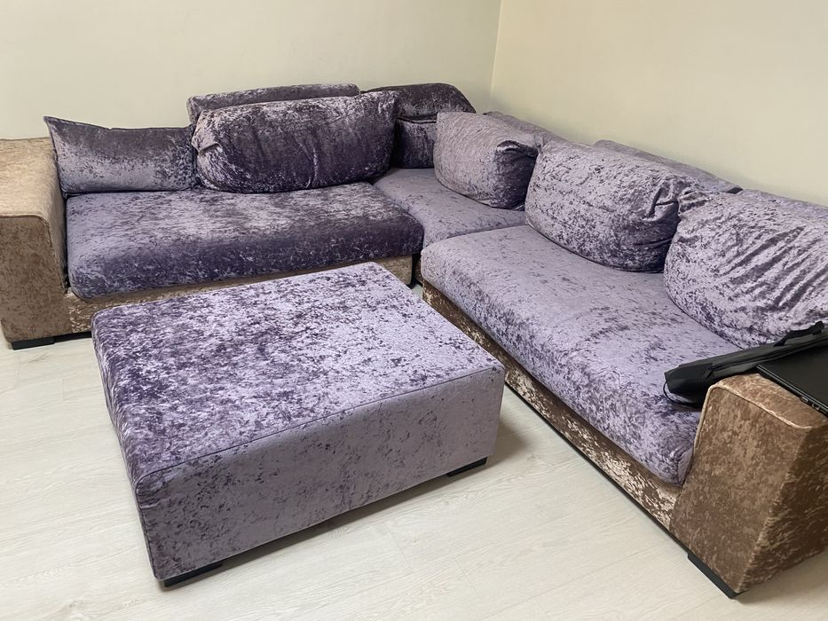 Диван уголок отдыха 3 на 3!метра