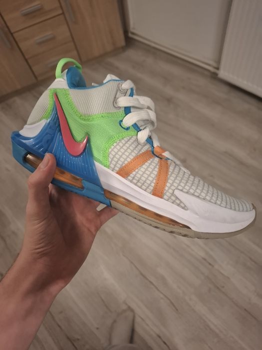 LeBron witness 7(42.5)