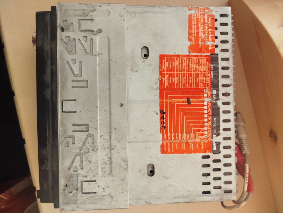 Телевизор цветной, магнитофон