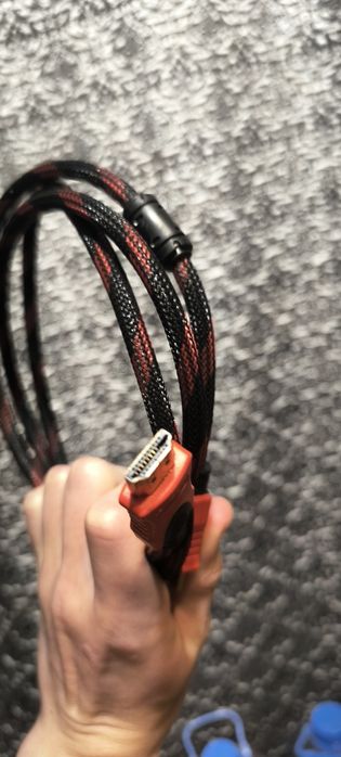 Продам два HDMI кабеля 1Метр