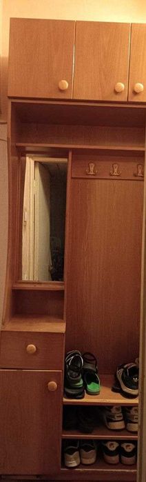 Продаётся прихожка