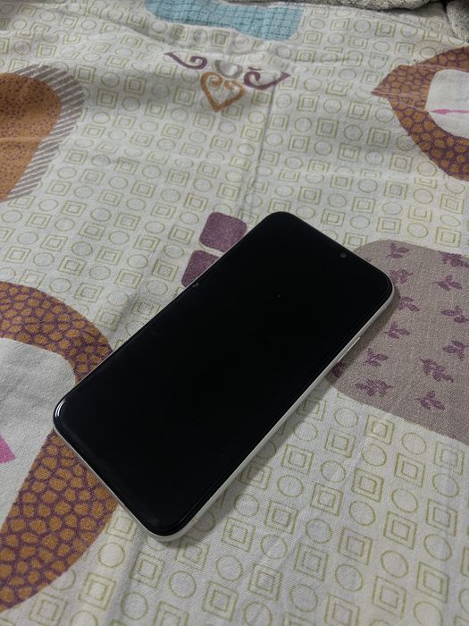 Айфон ХР 64гб.