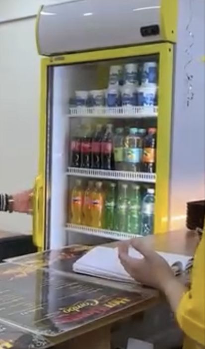 Холодильник большой
