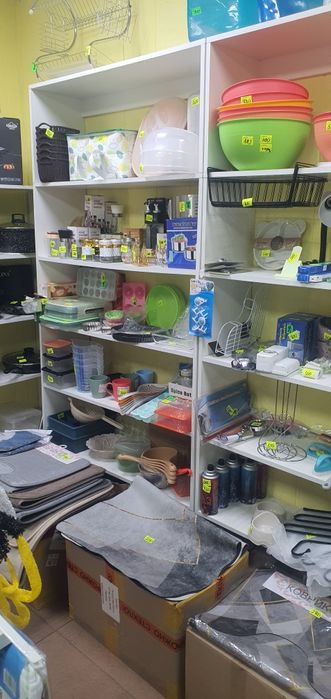 Ветрины, стелажи